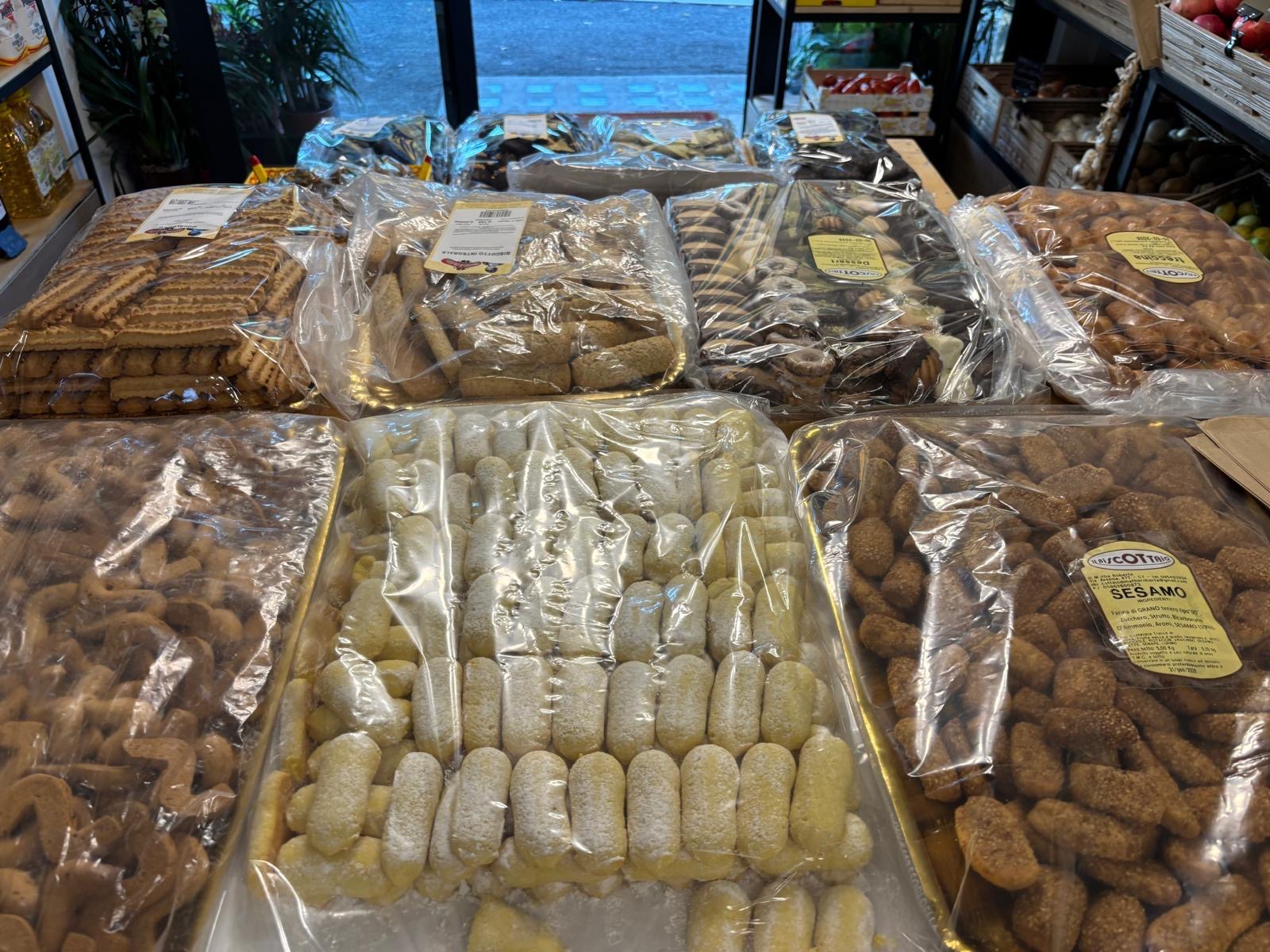 Servizio a domicilio di prodotti siciliani a Roma Laurentina